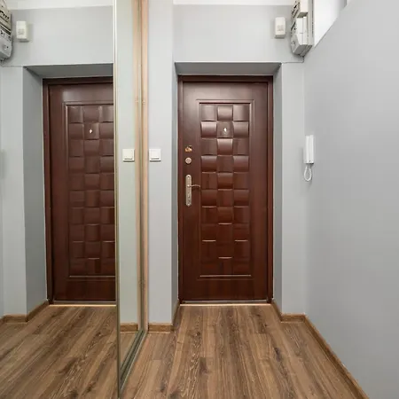 Market Square Corner Kuznicza By Renters * 弗罗茨瓦夫